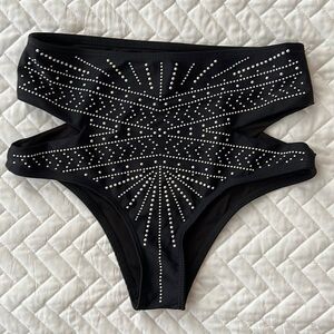 New BEACH RIOT embellished high waist cutout bikini bottom. Size XS